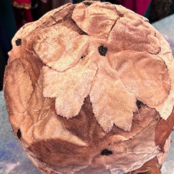 *1930’s cloche hat- velvet - champagne color- vintage - Picture 3 of 7